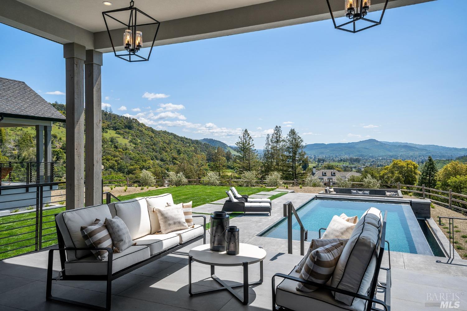 4699 Wallace Road Santa Rosa, CA 95404 - Photo 15 of 75