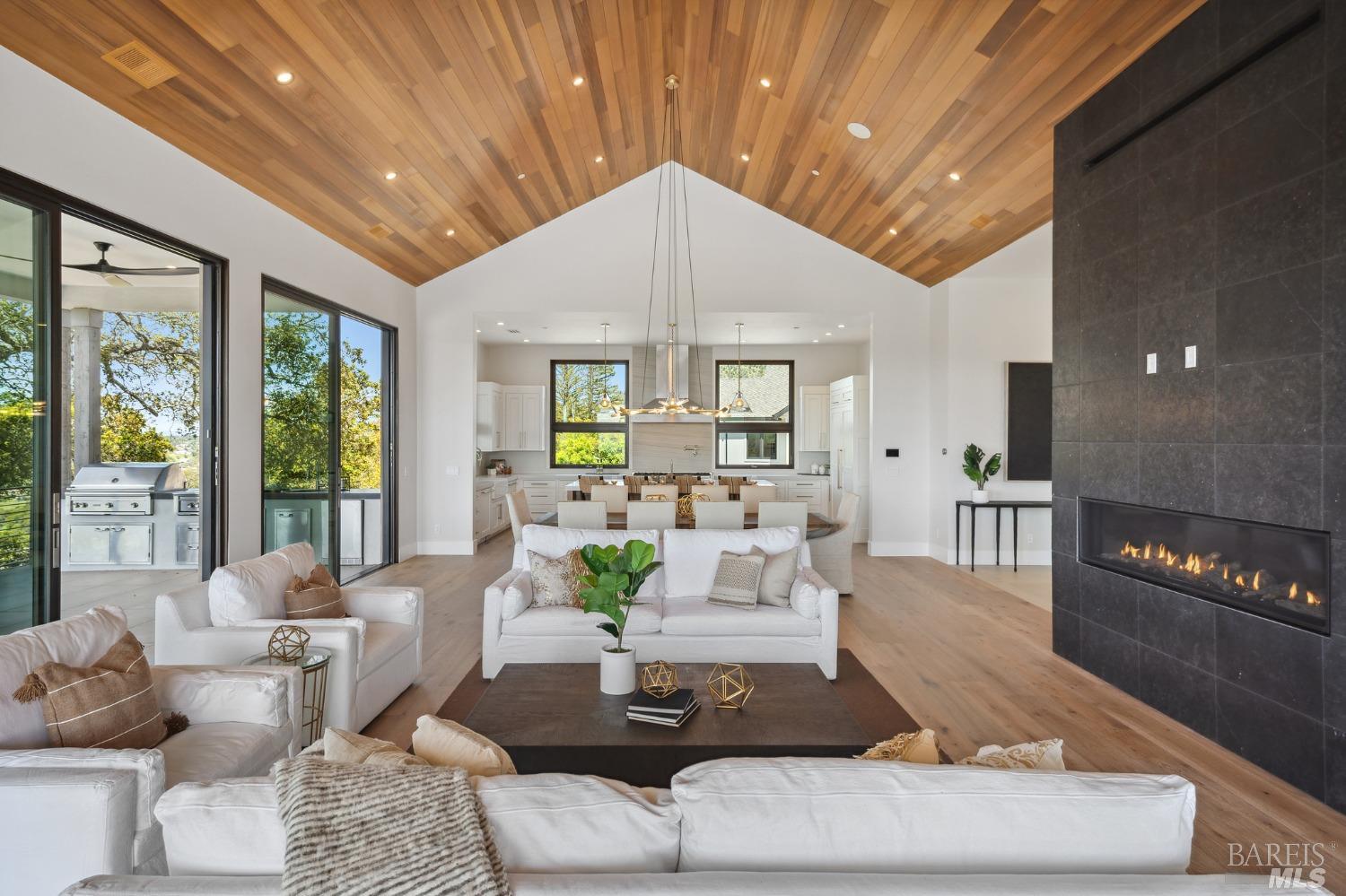 4699 Wallace Road Santa Rosa, CA 95404 - Photo 21 of 75