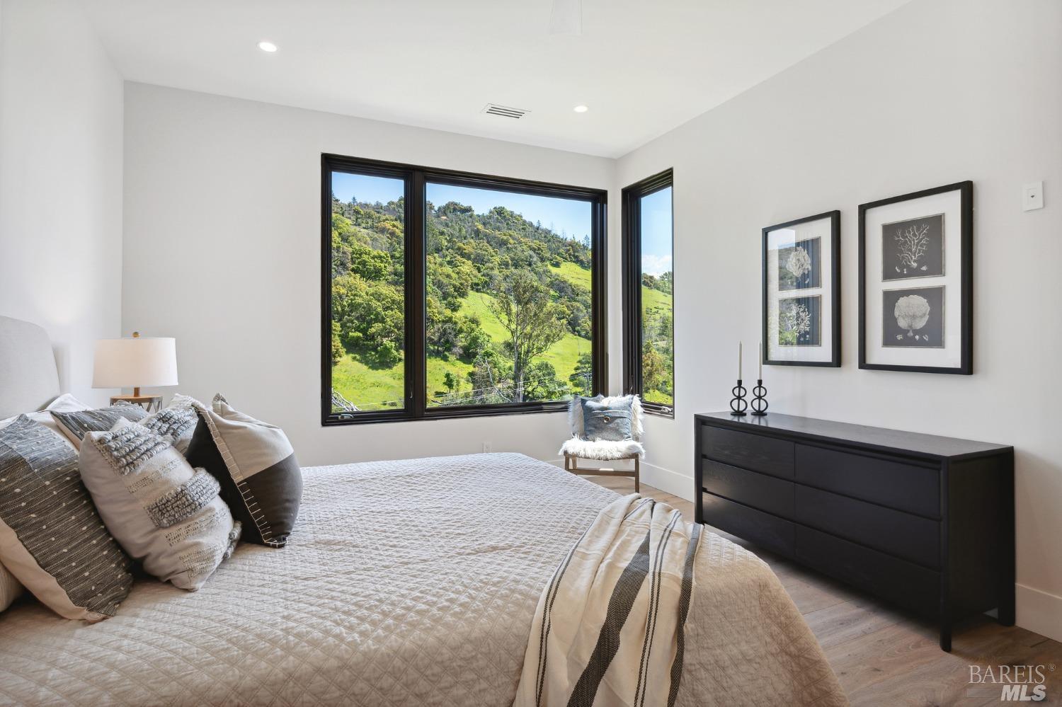 4699 Wallace Road Santa Rosa, CA 95404 - Photo 38 of 75