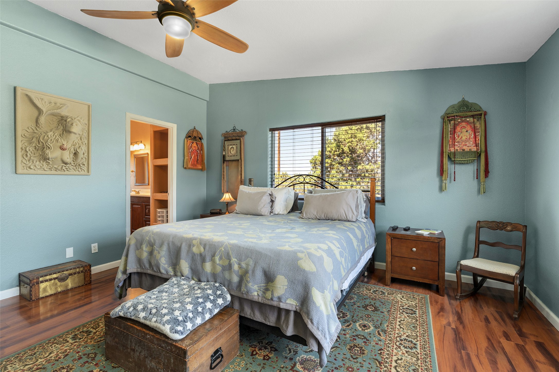 12 Apache Ridge Road Santa Fe, NM 87505 - Photo 29 of 69 primary bedroom