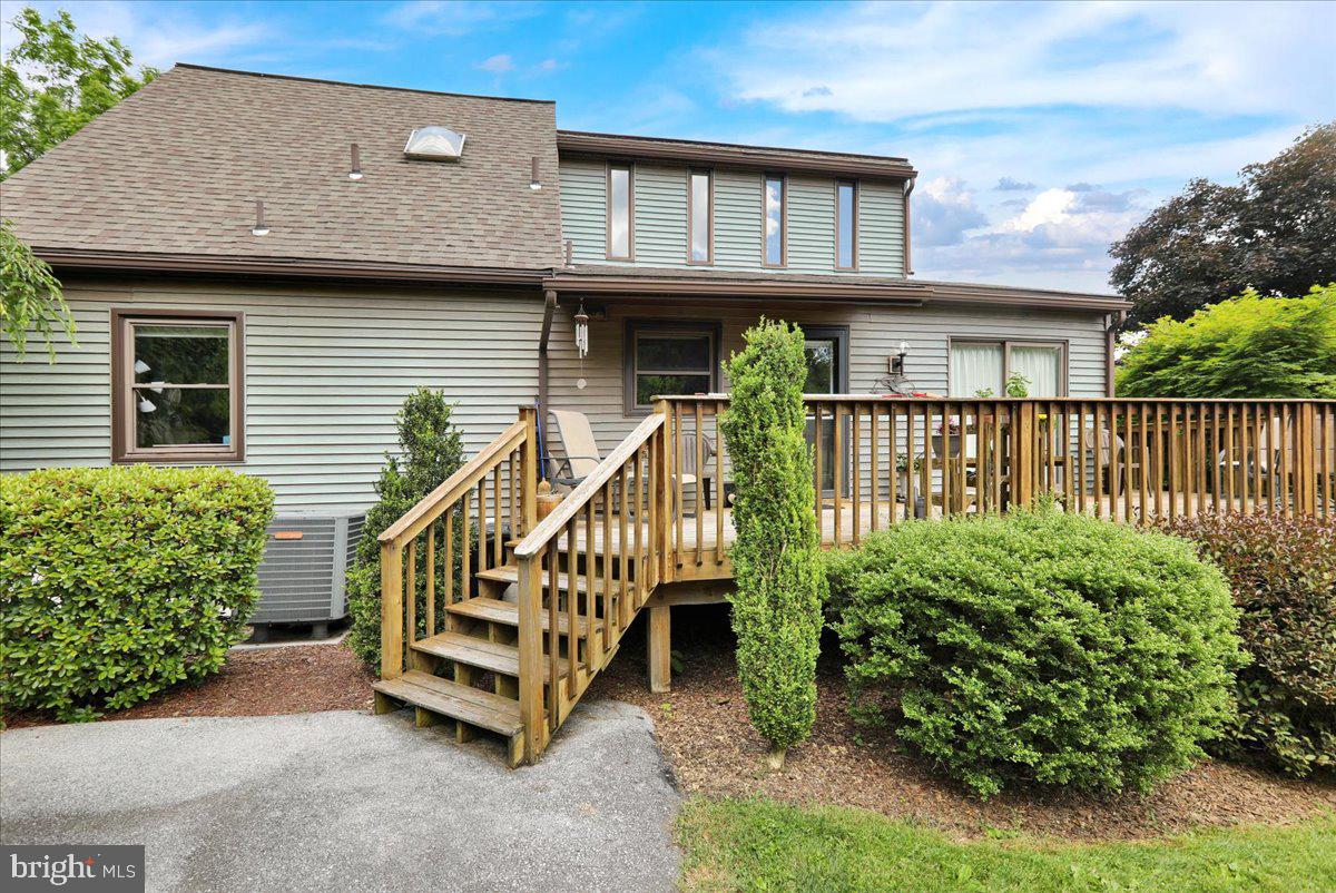 27 Christman Road Reading, PA 19606 - Photo 7 of 58