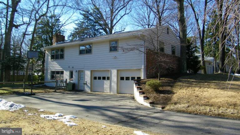 17 Emerson Road Severna Park, MD 21146 - Photo 24 of 30 Garage 1