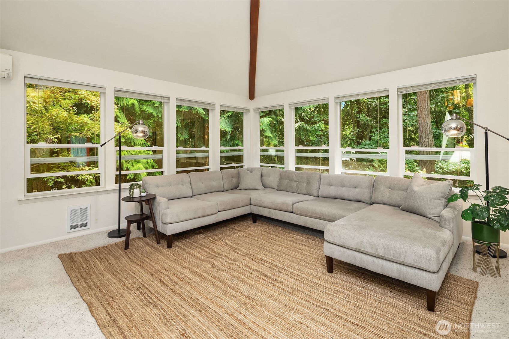 11469 Kallgren Road Northeast Bainbridge Island, WA 98110 - Photo 23 of 37 Gallery Image 23