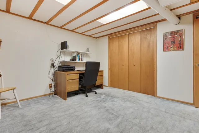 $400,000 | 243 North Richards Drive, Palatine, IL 60074