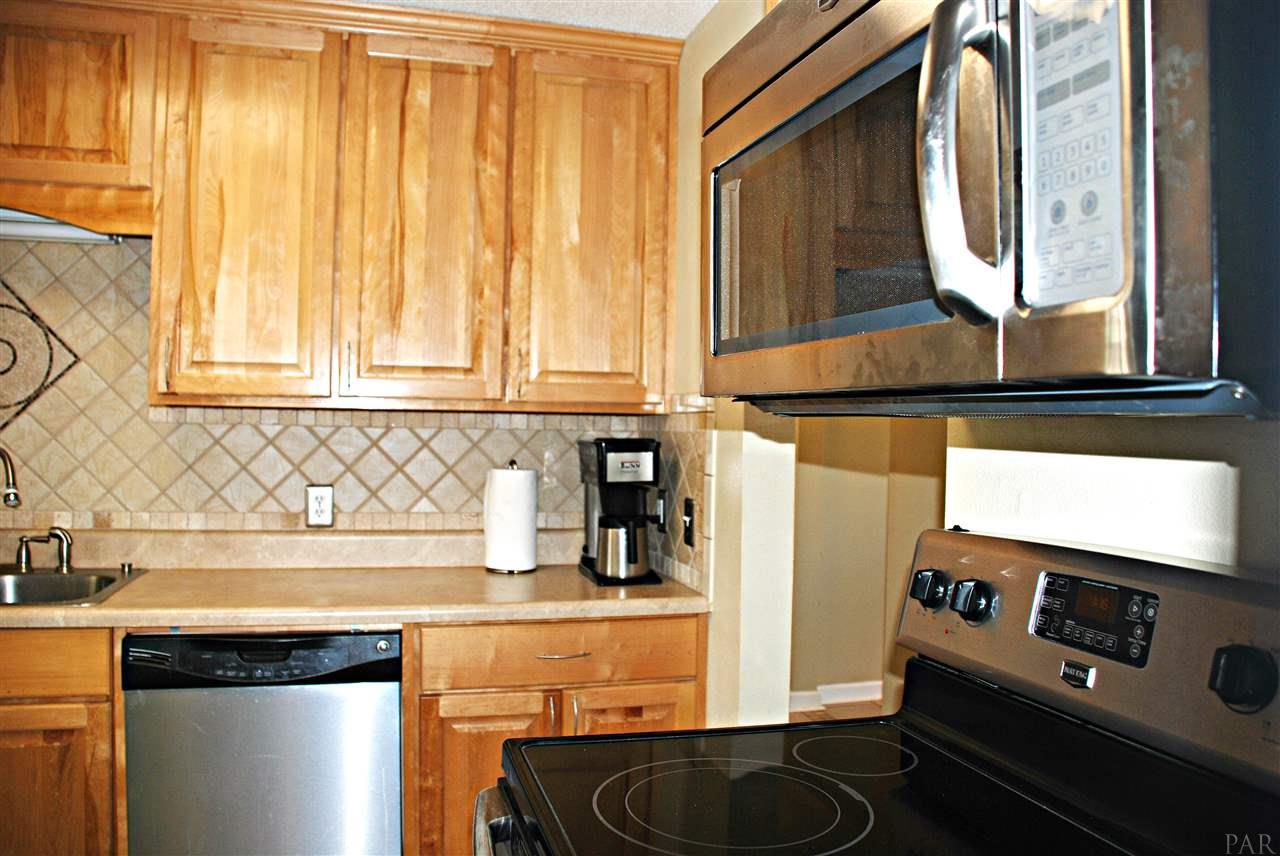 307 Frisco Road Pensacola, FL 32507 - Photo 6 of 19 Gallery Image 6