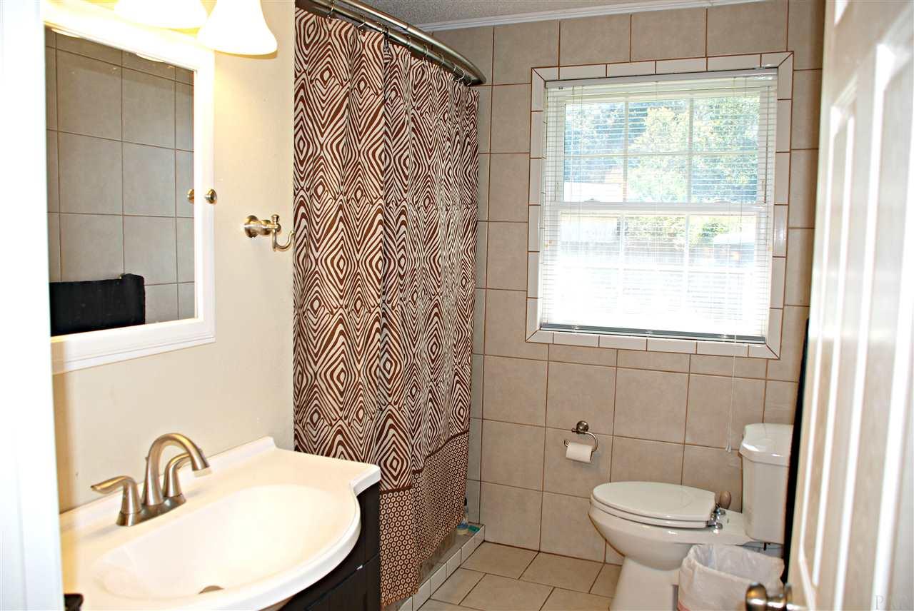 307 Frisco Road Pensacola, FL 32507 - Photo 9 of 19 Gallery Image 9