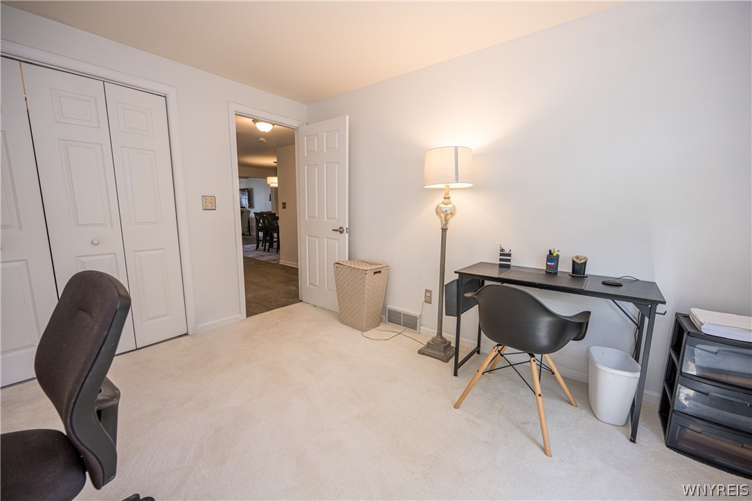 930 Hopkins Road, Unit E Amherst, NY 14221 - Photo 26 of 47 Bedroom 2