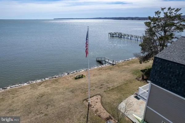 $1,199,000 | 6065 Melbourne Avenue, Deale, MD 20751