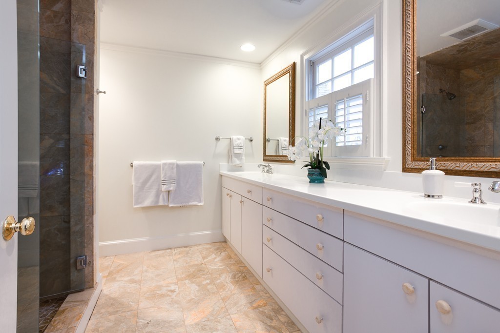 108 Far Reach Road Westwood, MA 02090 - Photo 15 of 29 Gallery Image 15