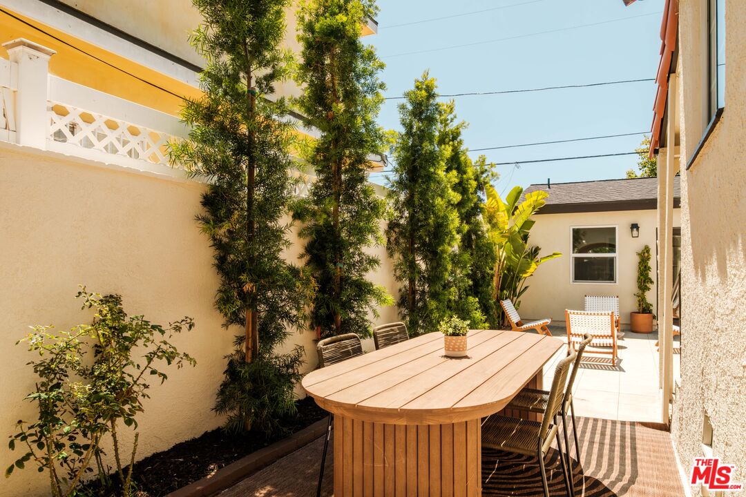 3739 Virginia Road Los Angeles, CA 90016 - Photo 62 of 72