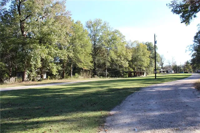 $498,900 | 292 Woodson Landing Road, Deville, LA 71328