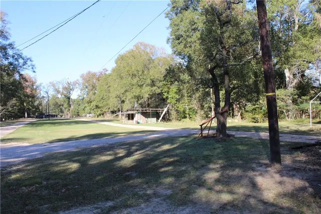 $498,900 | 292 Woodson Landing Road, Deville, LA 71328