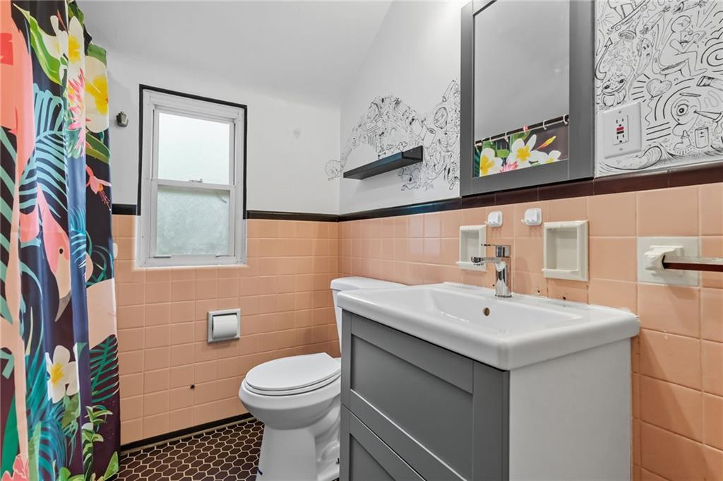 224 Mercer Avenue Homestead, PA 15120 - Photo 27 of 35