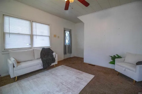 $79,900 | 215 Best Street, Winchester, IN 47394