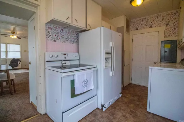 $79,900 | 215 Best Street, Winchester, IN 47394