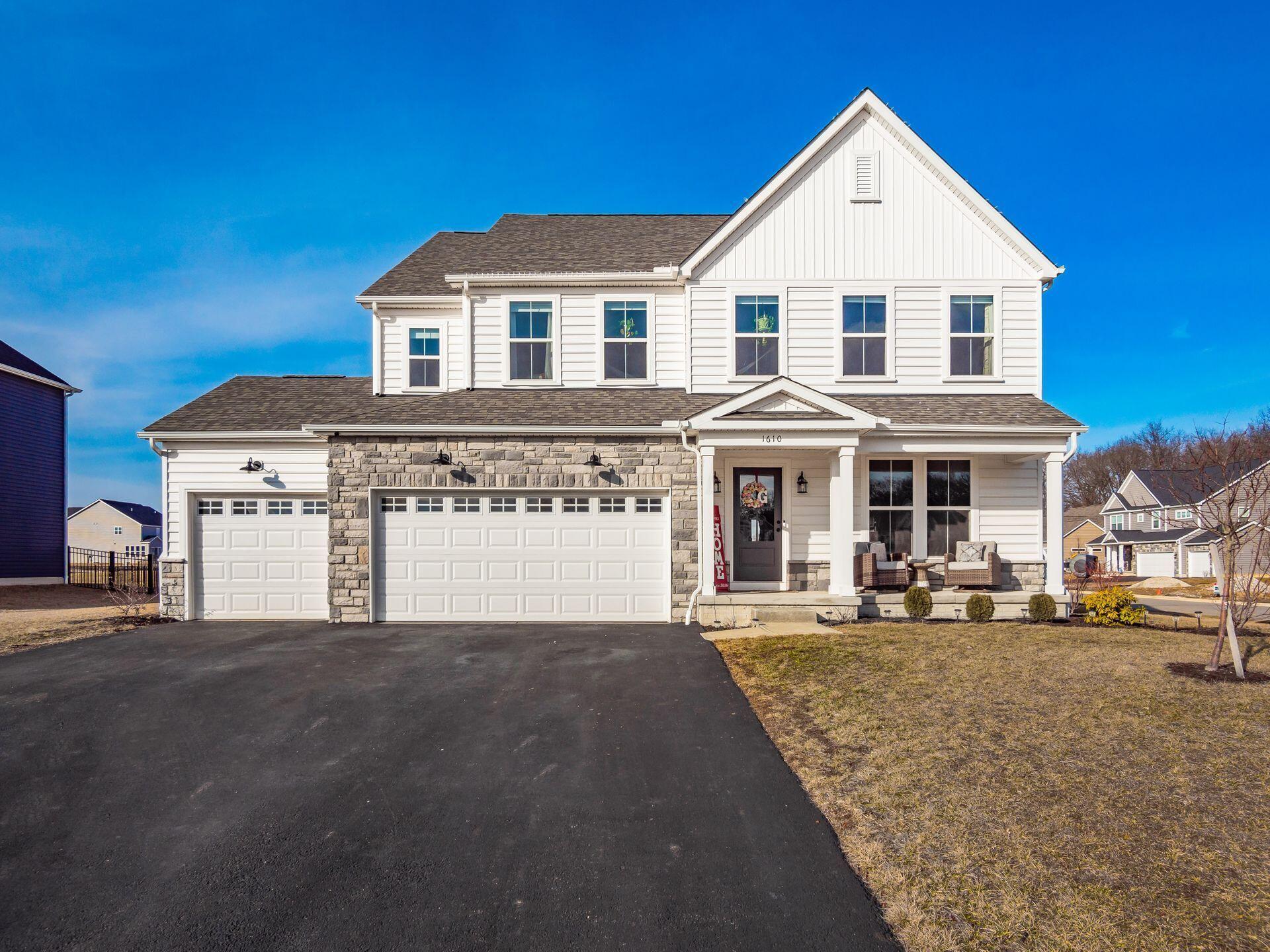 1610 Silverlawn Drive Grove City, OH 43123 - Photo 1 of 35 043_r Grove City OH 43123 USA
