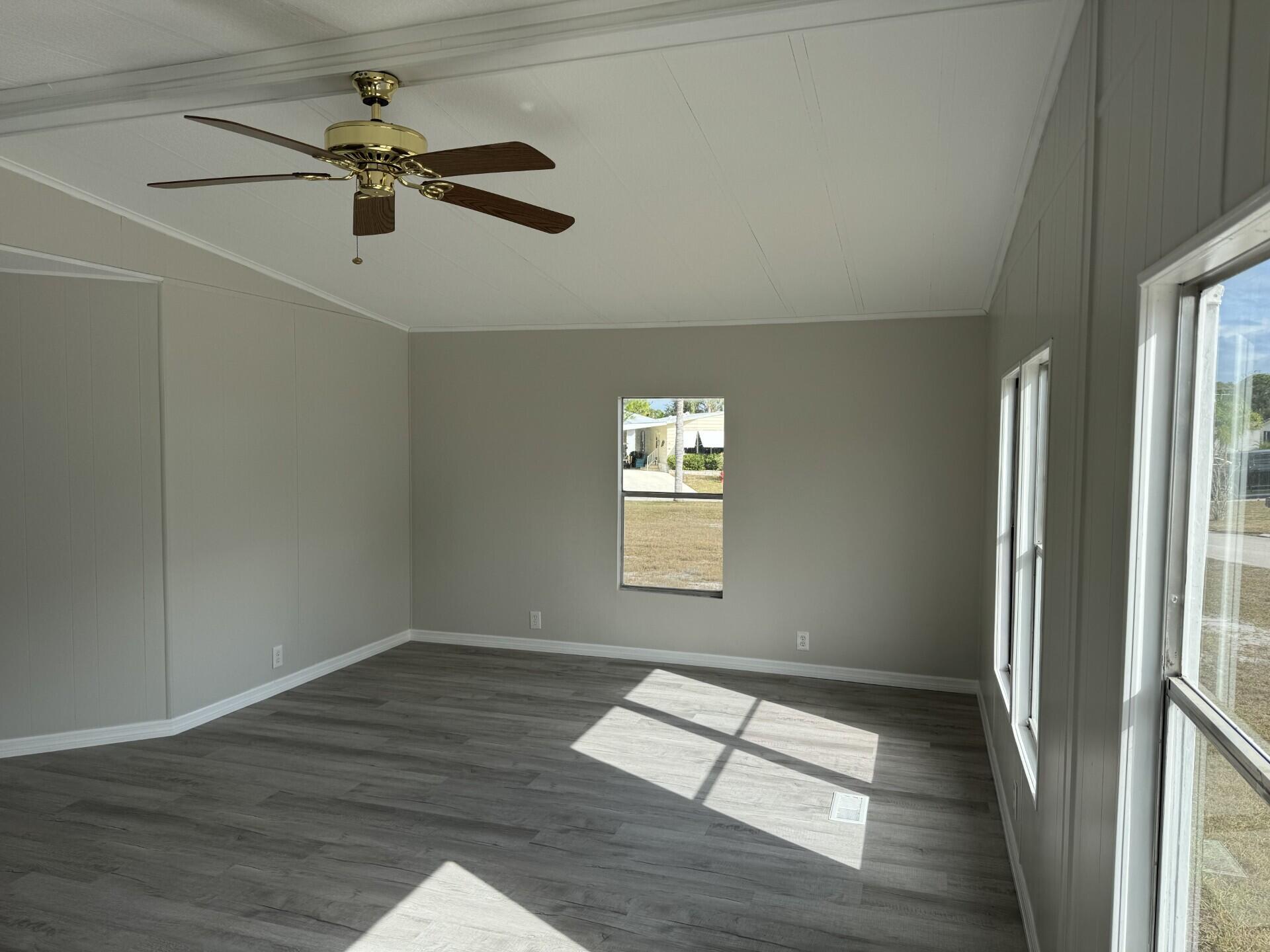 4 San Felipe Fort Pierce, FL 34951 - Photo 6 of 20 7ff66338-ce95-47ff-8ee0-31752d302517