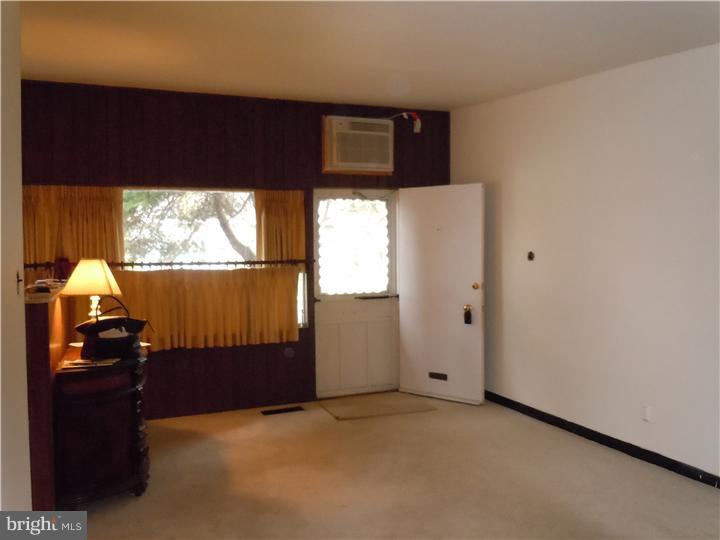 9329 Rising Sun Avenue Philadelphia, PA 19115 - Photo 3 of 21 Living Room
