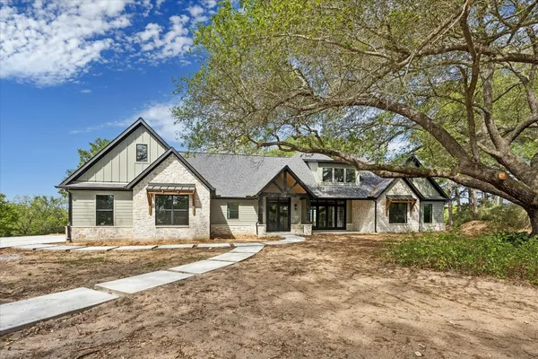 $1,050,000 | 1 Windmill Ridge, Brenham, TX 77833
