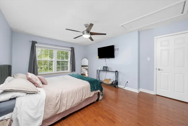 $275,000 | 16011 84th Place, Tinley Park, IL 60487