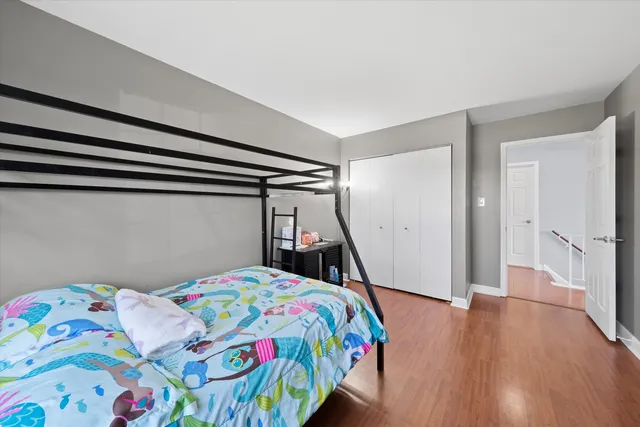 $275,000 | 16011 84th Place, Tinley Park, IL 60487