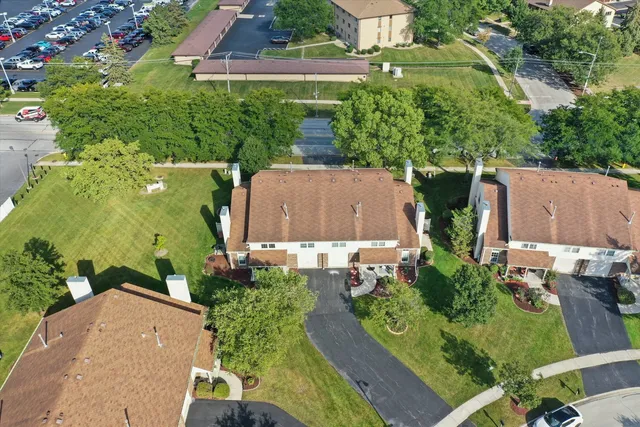 $275,000 | 16011 84th Place, Tinley Park, IL 60487