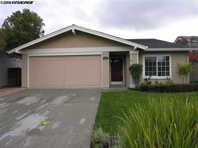 23 Pamplona Court San Ramon, CA 94583 - Photo 1 of 1 a front view of a house with a yard