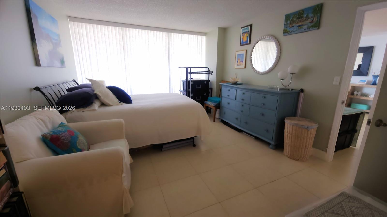 1901 Brickell Avenue, Unit B1407 Miami, FL 33129 - Photo 19 of 37