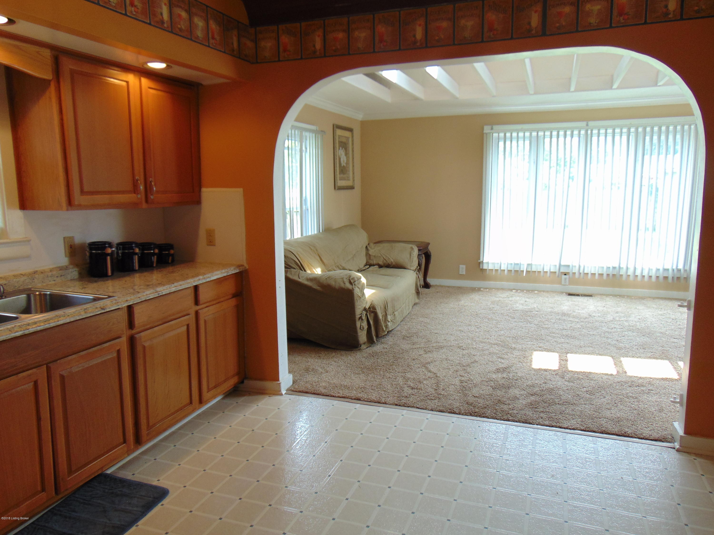 4741 Dover Road Louisville, KY 40216 - Photo 7 of 21 Kitchen/Lving Room