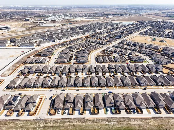 $449,950 | 12361 Hulson Trail, Fort Worth, TX 76052