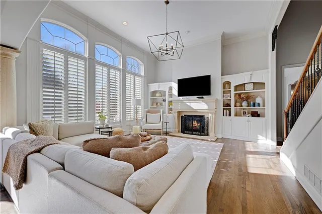 $1,250,000 | 2707 West 139th Street, Leawood, KS 66224