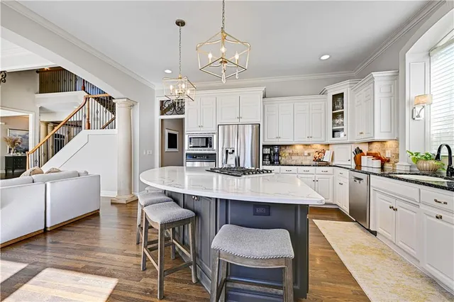 $1,250,000 | 2707 West 139th Street, Leawood, KS 66224