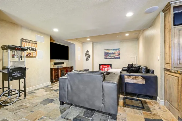 $1,250,000 | 2707 West 139th Street, Leawood, KS 66224