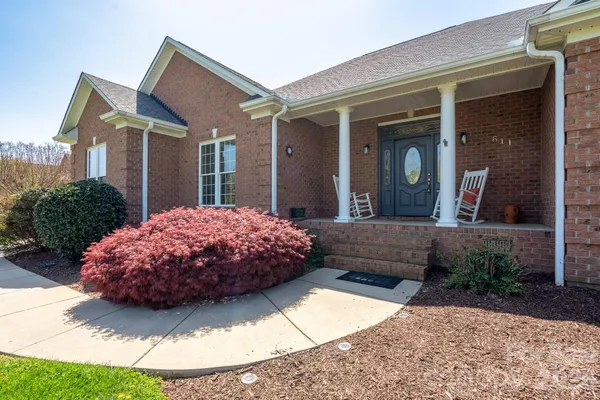 $595,000 | 611 Davis Farm Drive, Salisbury, NC 28147