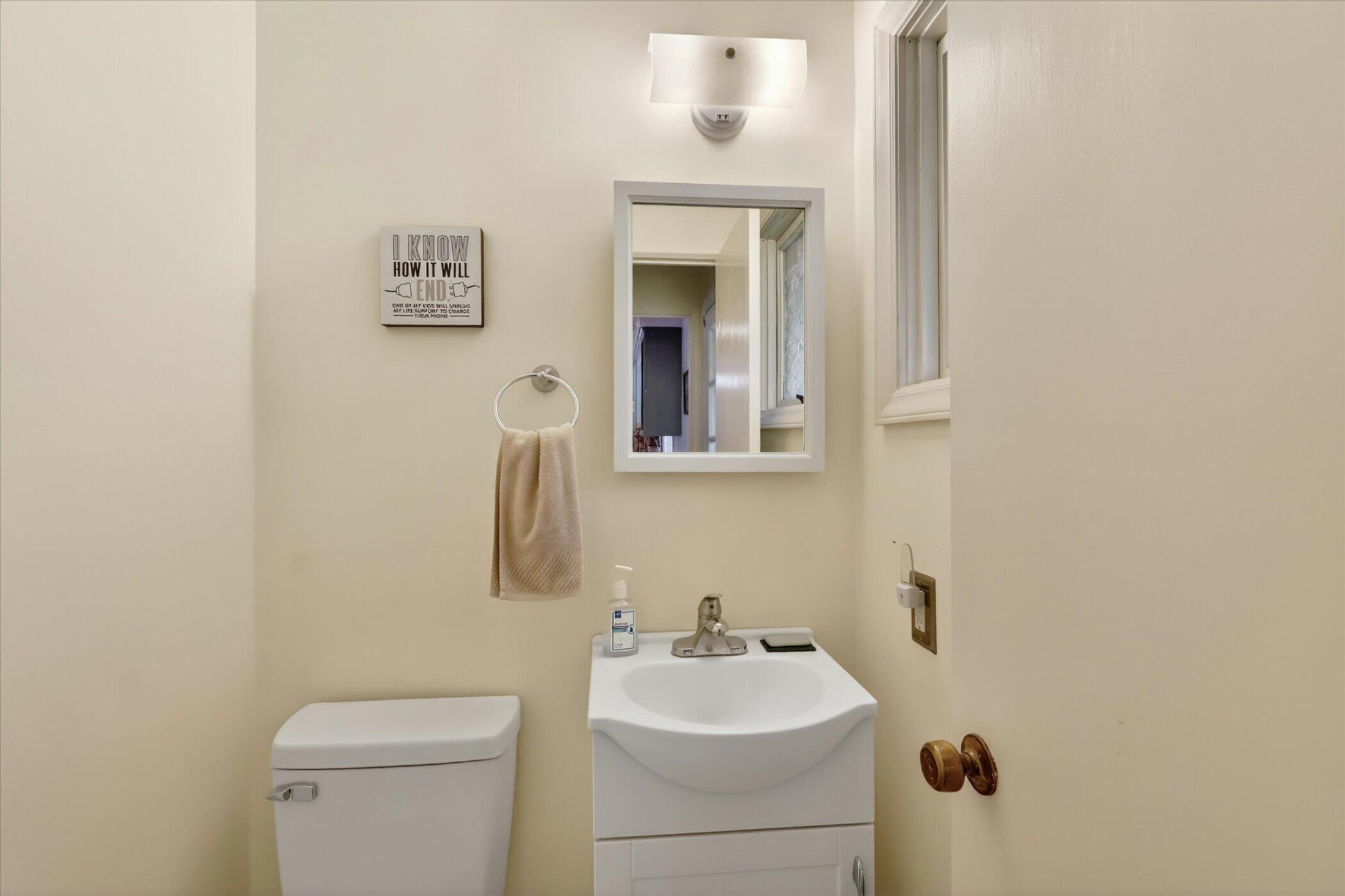 814 North Drake Road Kalamazoo, MI 49006 - Photo 15 of 45 .5 Bath