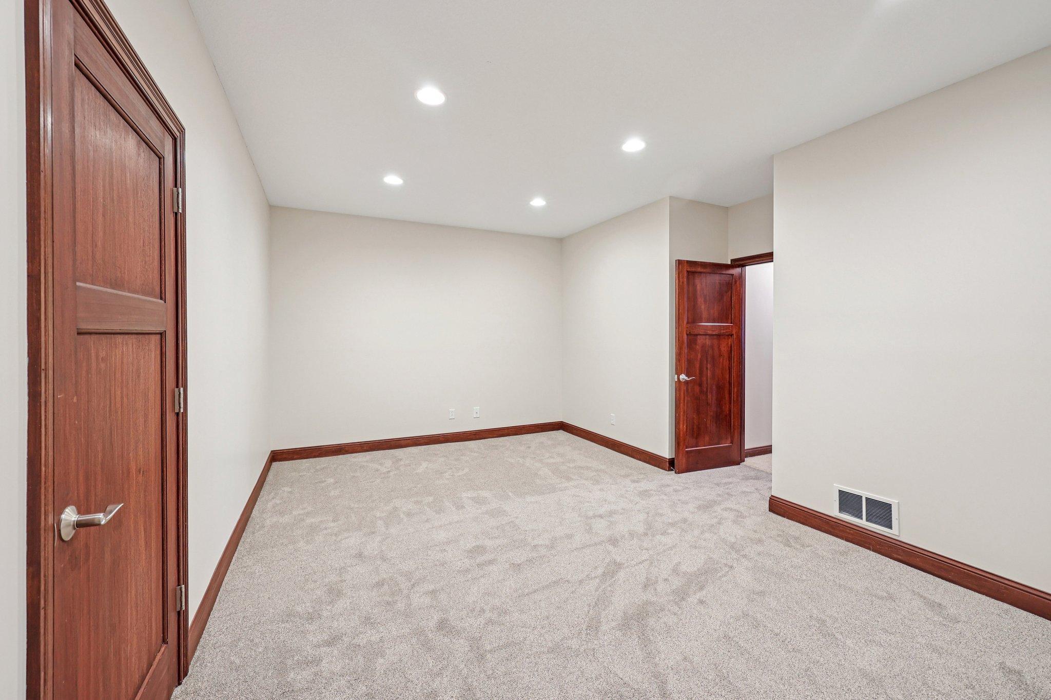 15837 Drawstone Trail Apple Valley, MN 55124 - Photo 49 of 62