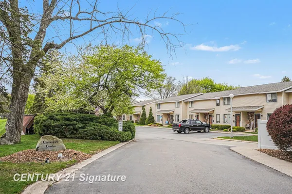 $165,000 | 309 Cherryview Drive, Midland, MI 48640