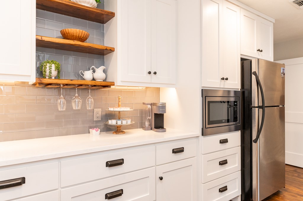 15600 Ranch Road Wimberley, TX 78676 - Photo 6 of 68