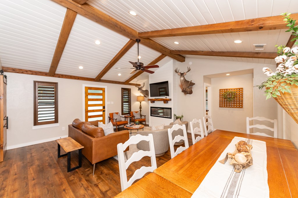 15600 Ranch Road Wimberley, TX 78676 - Photo 8 of 68