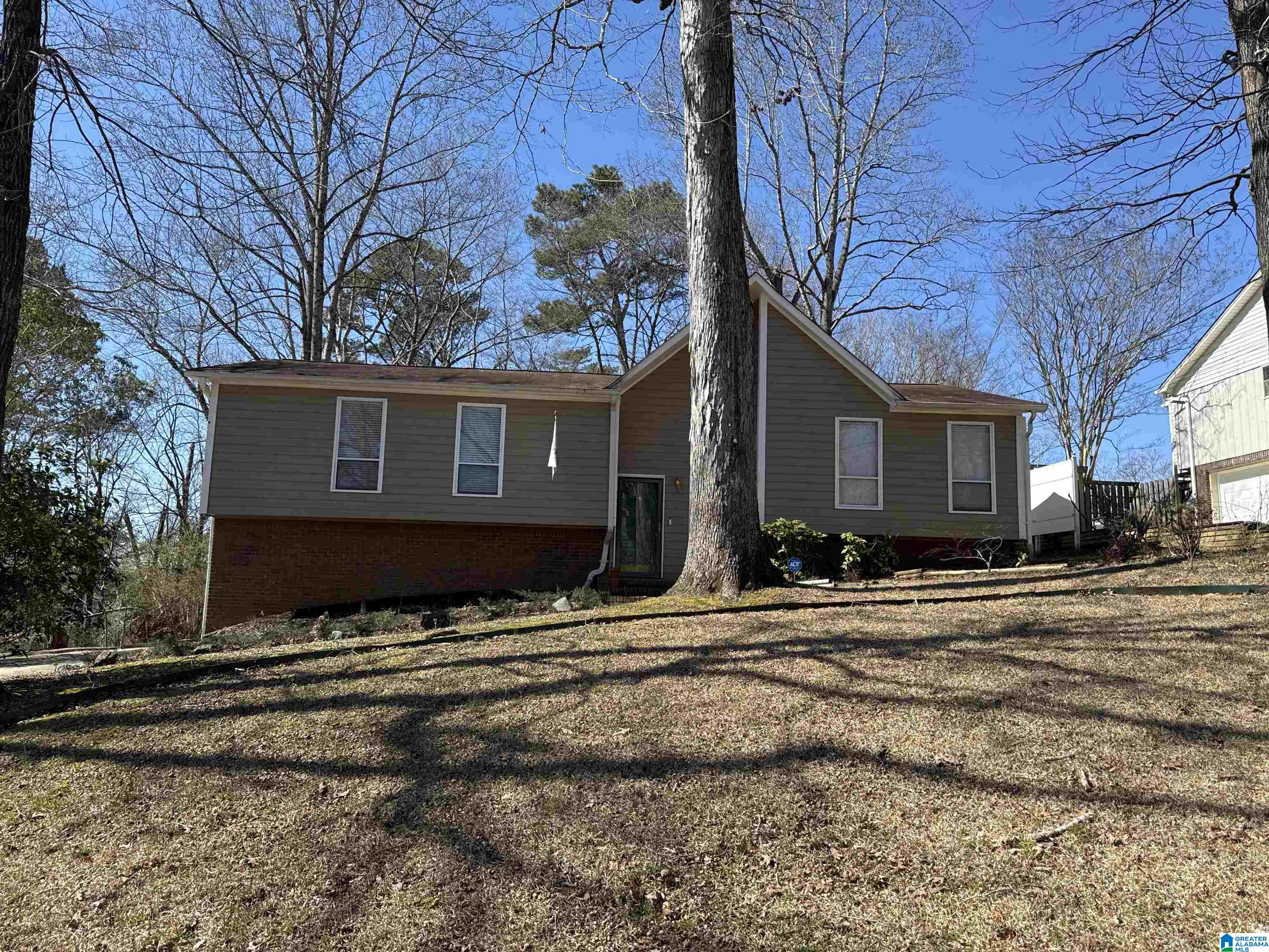 284 Stonebridge Road Birmingham, AL 35210 - Photo 3 of 26