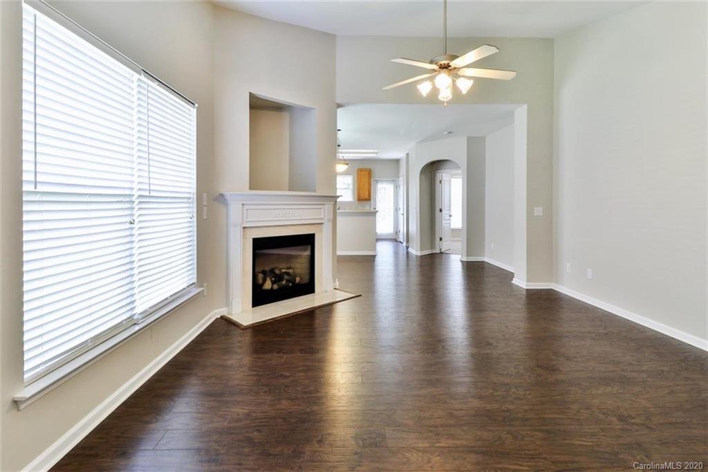 433 Silver Cypress Lane Fort Mill, SC 29708 - Photo 3 of 26 Gallery Image 3