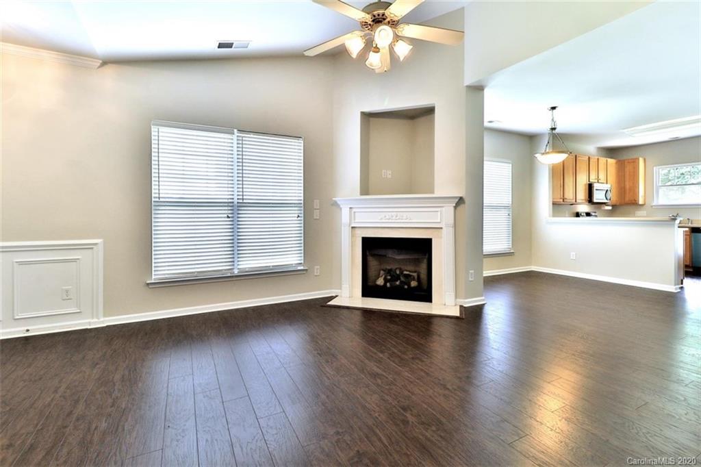 433 Silver Cypress Lane Fort Mill, SC 29708 - Photo 4 of 26 Gallery Image 4