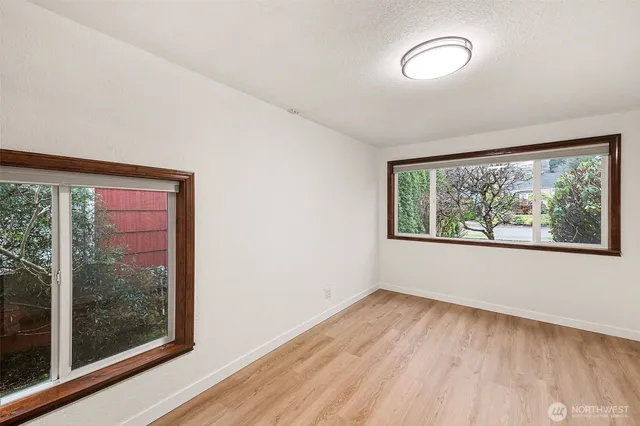 $4,000 | 2658 35th Avenue West, Seattle, WA 98199