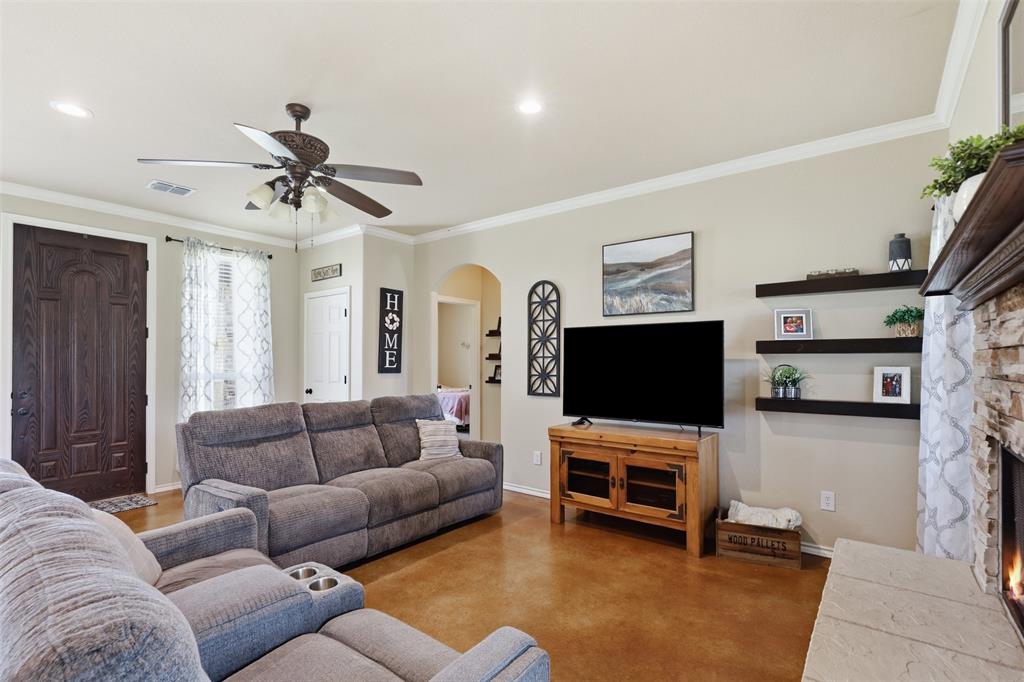 2425 Pecan Springs Road Cleburne, TX 76031 - Photo 9 of 40