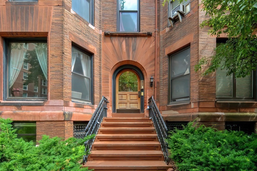 33 Bay State Road, Unit 5 Boston, MA 02215 - Photo 23 of 24 Gallery Image 23