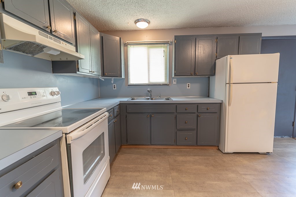 925 Coolidge Road Aberdeen, WA 98520 - Photo 8 of 18 Gallery Image 8