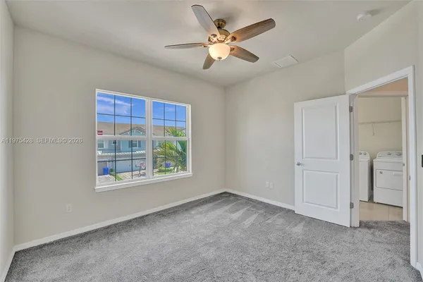 $3,950 | 4764 Eucalyptus Drive, Hollywood, FL 33021