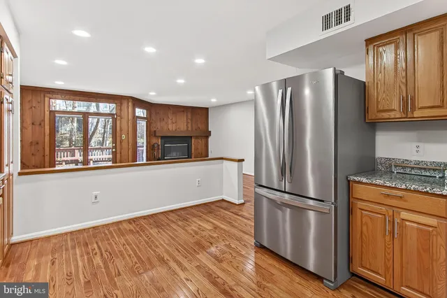 $3,250 | 4021 Lake Glen Road, Fairfax, VA 22033