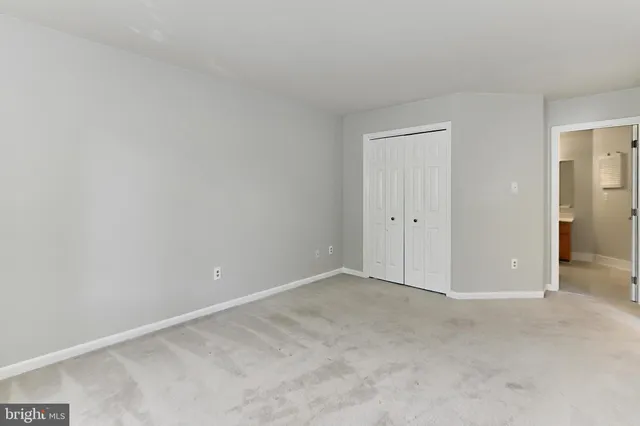 $3,250 | 4021 Lake Glen Road, Fairfax, VA 22033