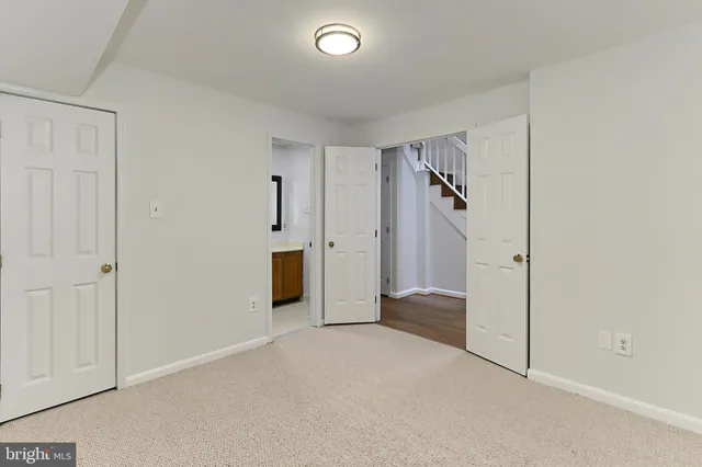 $3,250 | 4021 Lake Glen Road, Fairfax, VA 22033